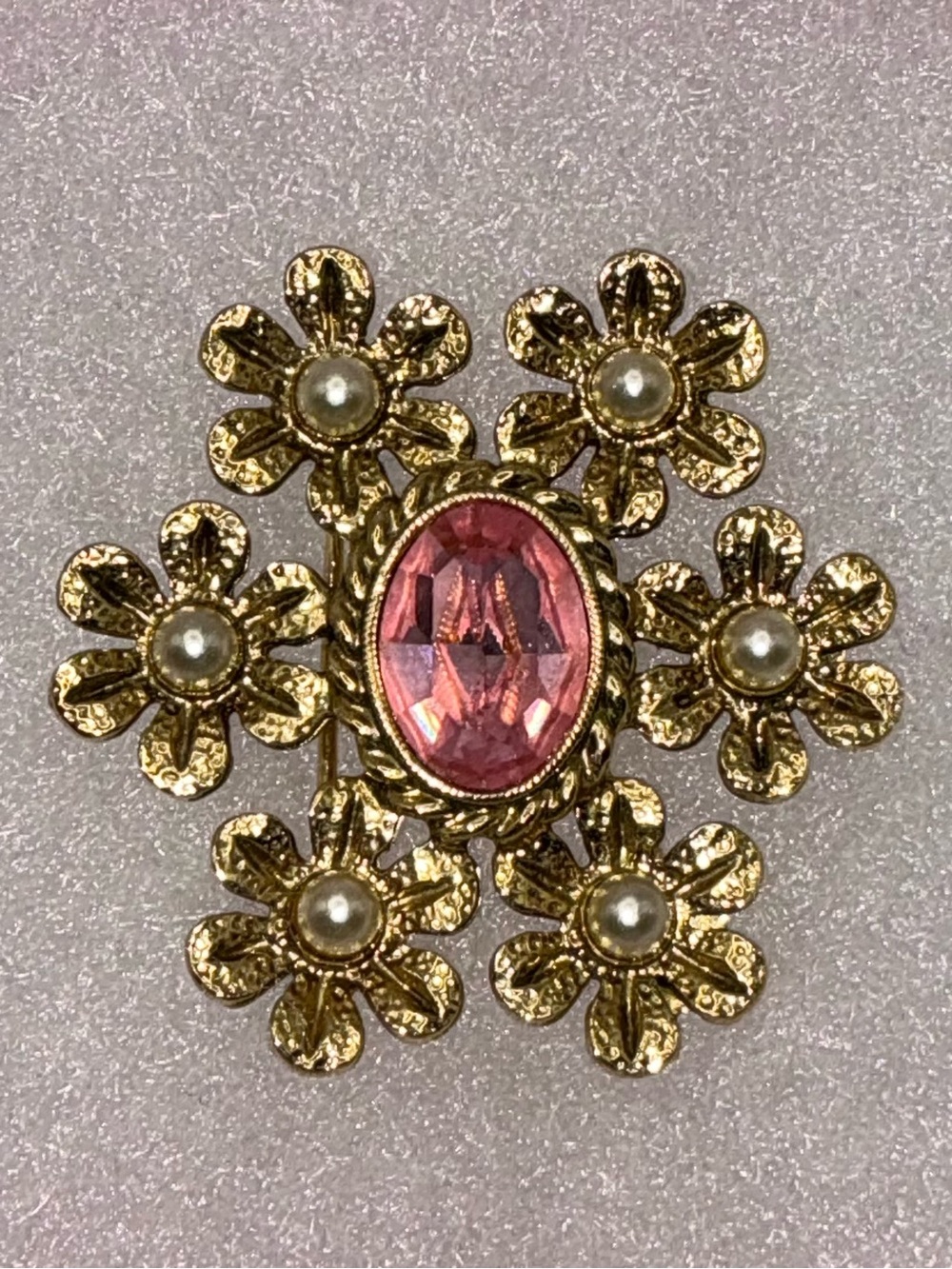 Vintage Gold Floral Brooch Pink & Pearl Stone - Picture 3 of 6